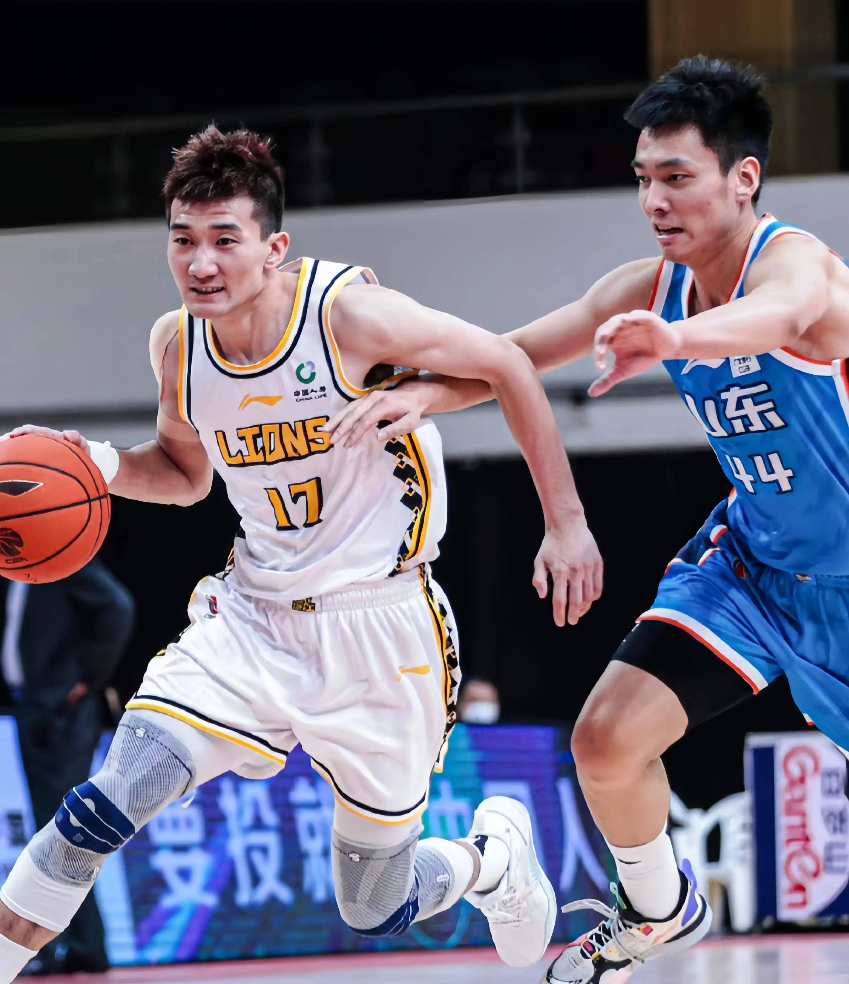 参与其中 参与其中