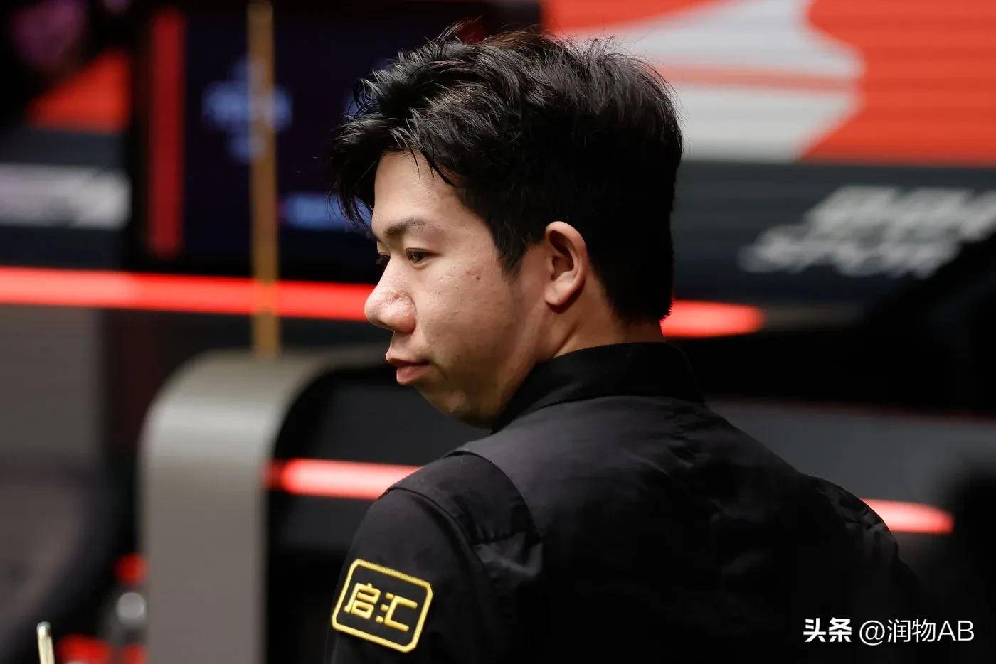 这两个足球 这两个足球